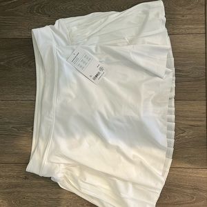 NWT Athleta Advantage Skort - White, Large